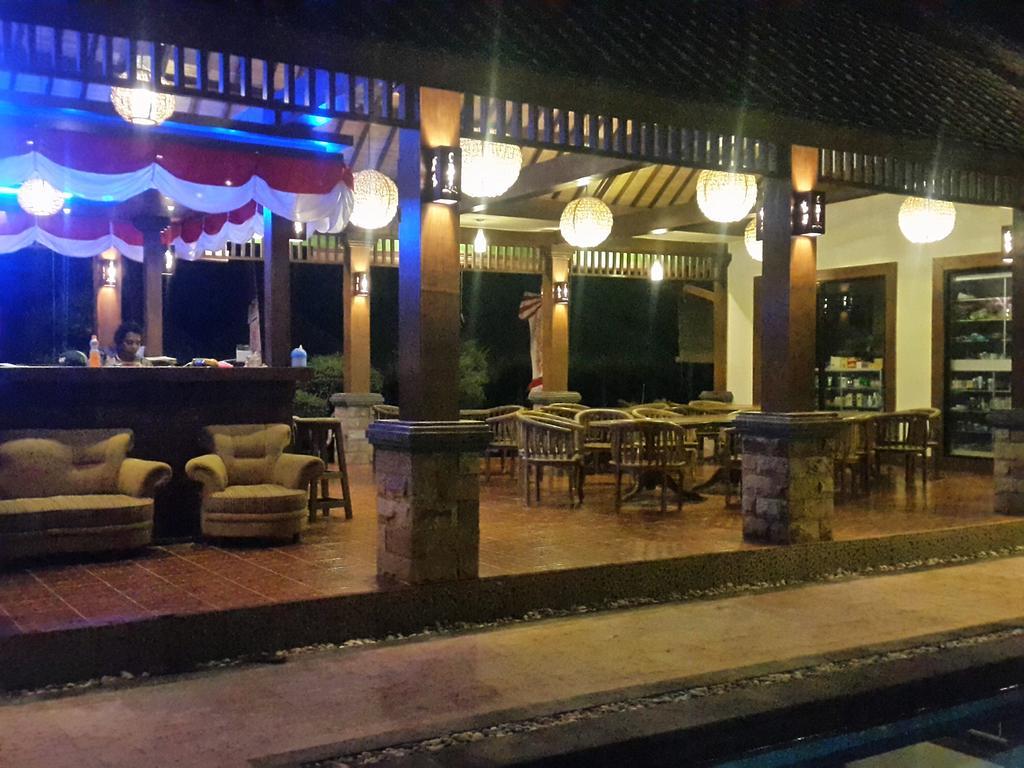Coral Beach Pizza Cottages Гили Траванган Экстерьер фото